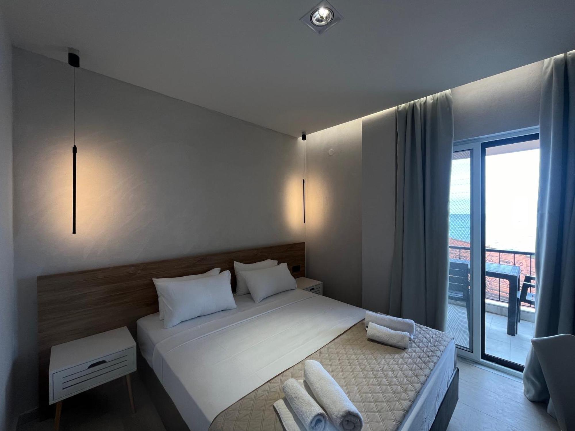 Okkio Sea View Apartment Vergia Exterior photo