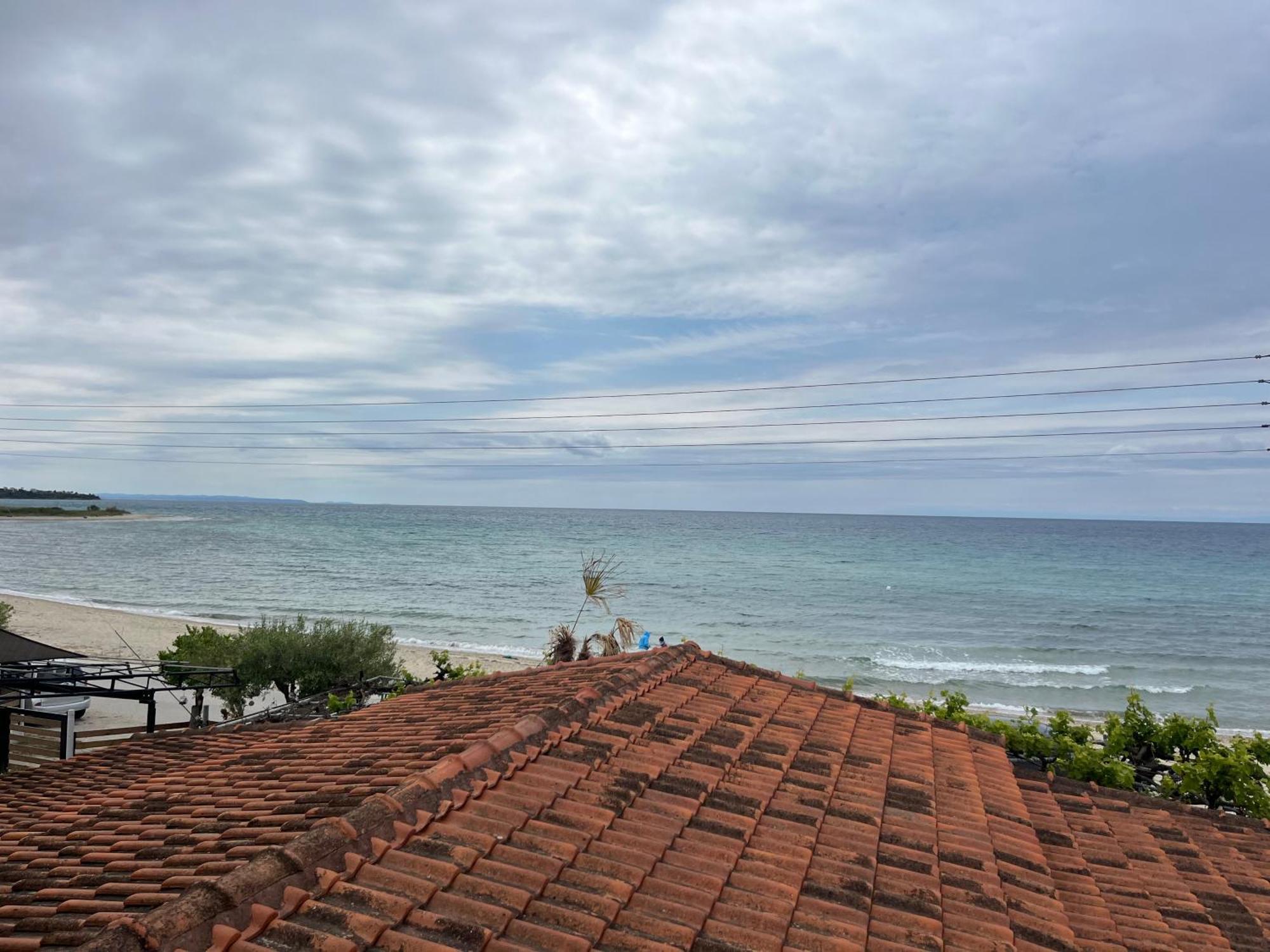 Okkio Sea View Apartment Vergia Exterior photo